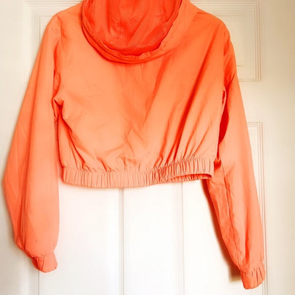 Forever 21 Xsmall Cropped running windbreaker jacket peach coral pastel - Picture 2 of 6